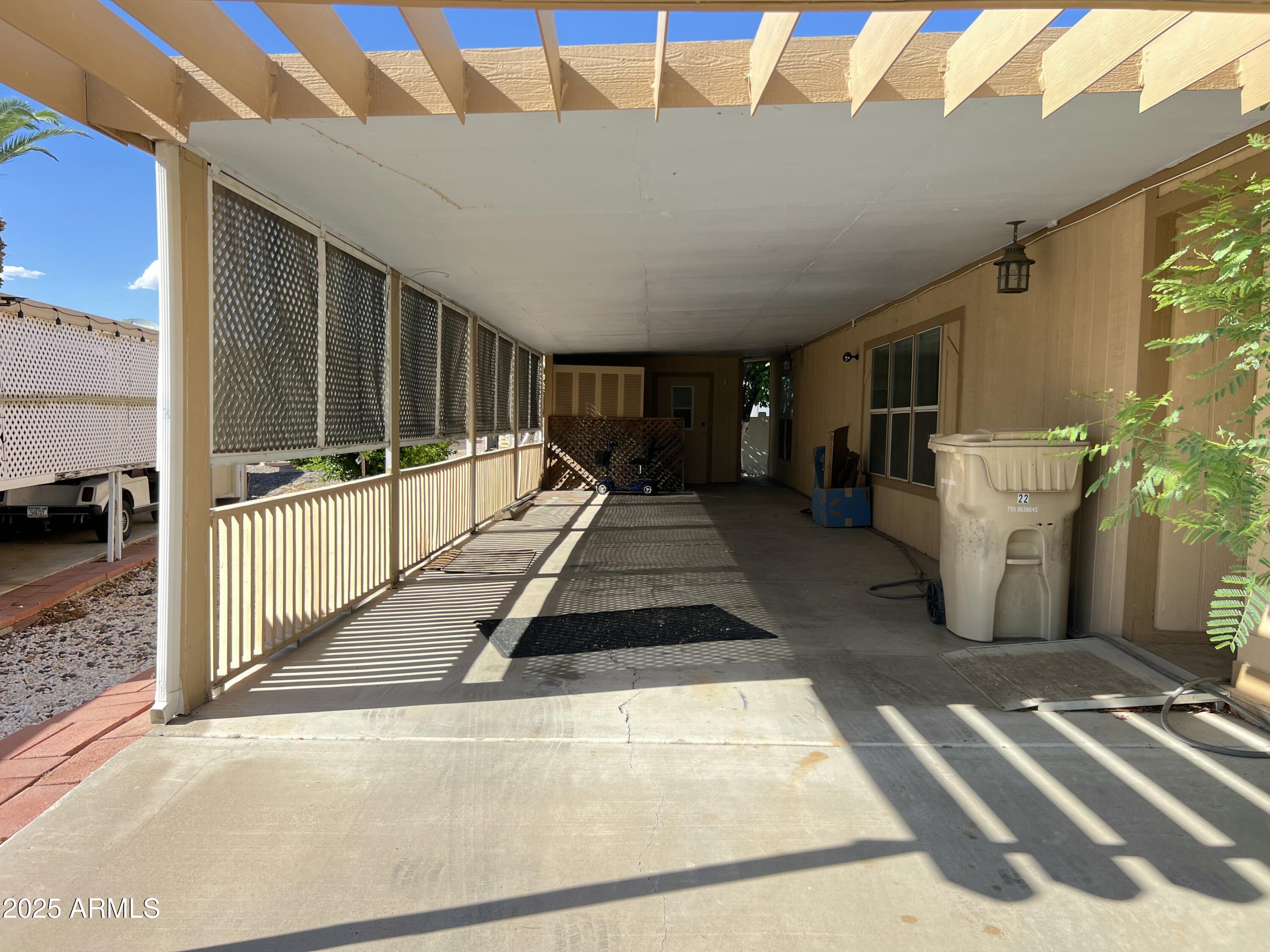 10701 N 99th Avenue, 22
