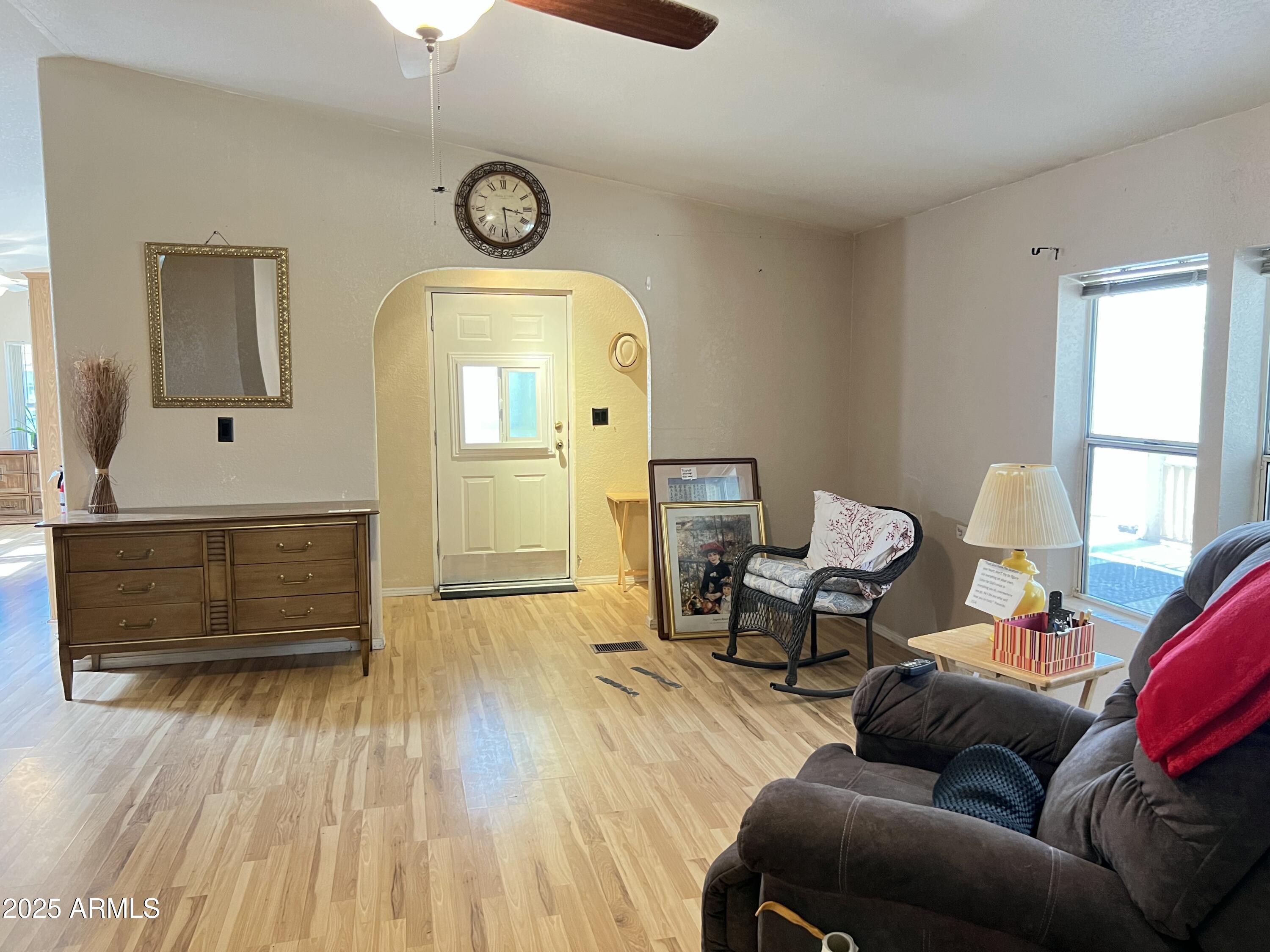 10701 N 99th Avenue, 22