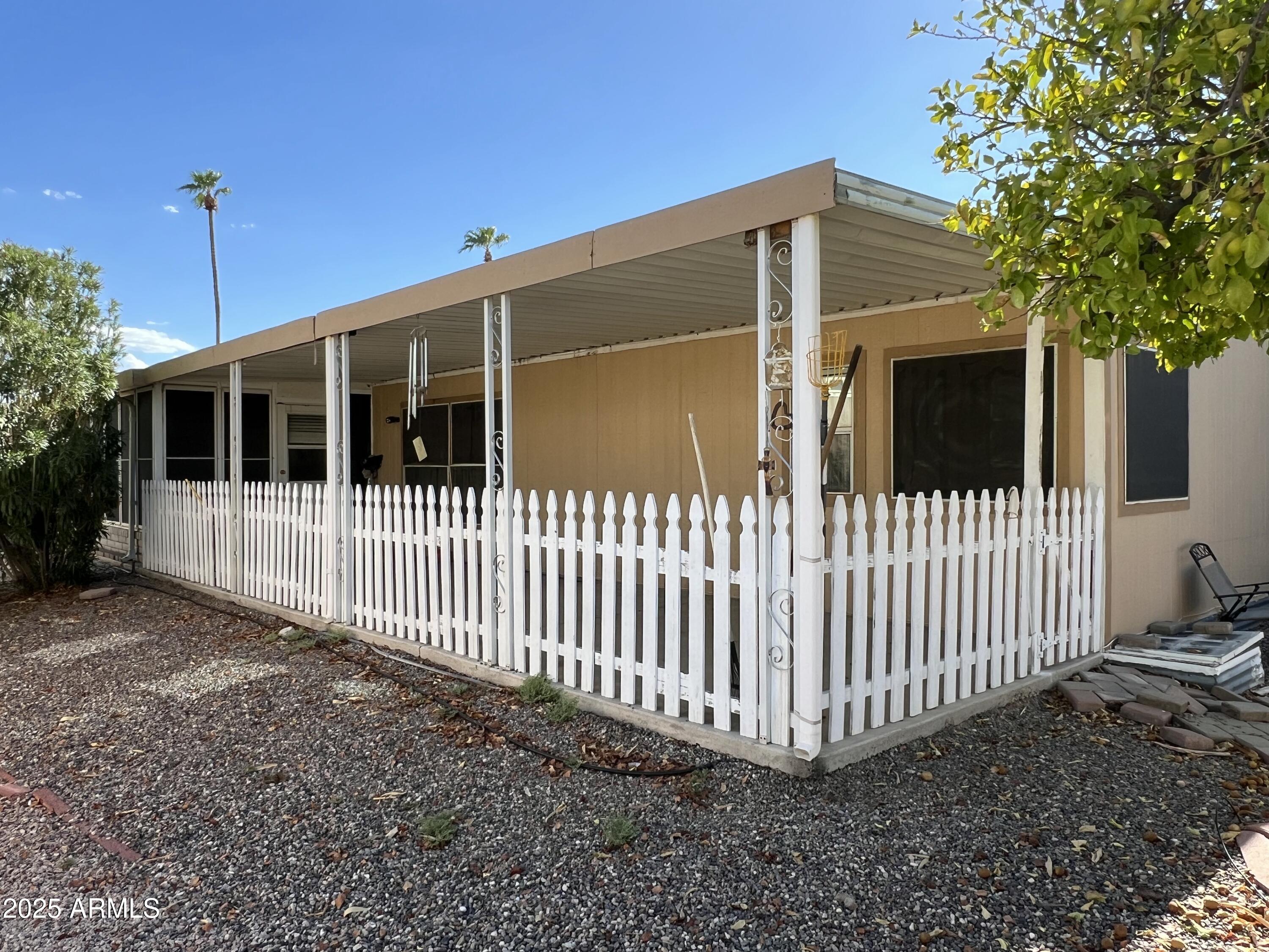 10701 N 99th Avenue, 22