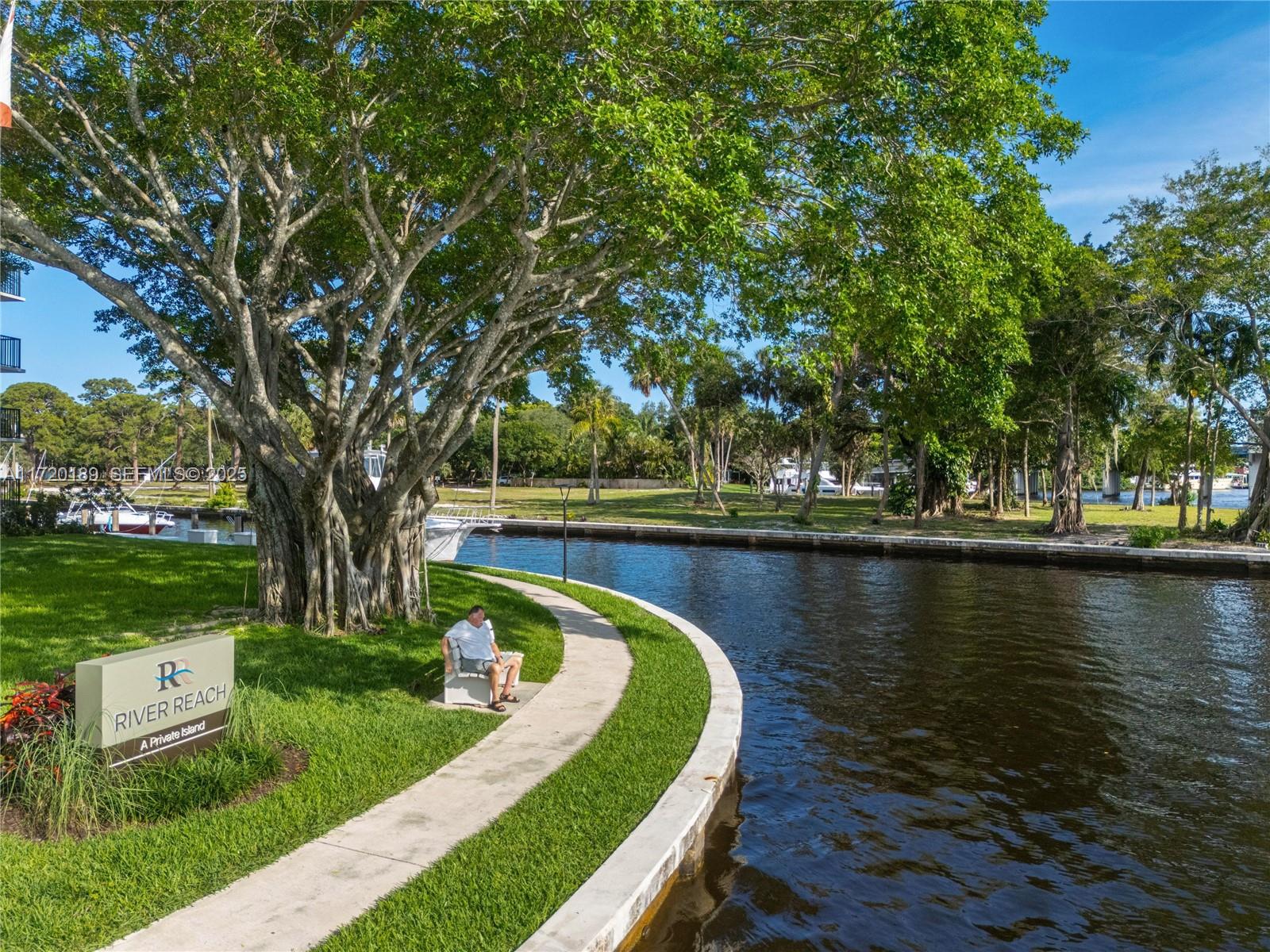 1201 River Reach Drive 505
