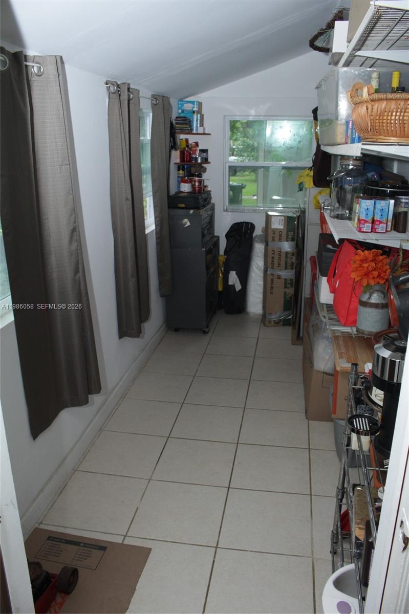 530 NE 110th Ter