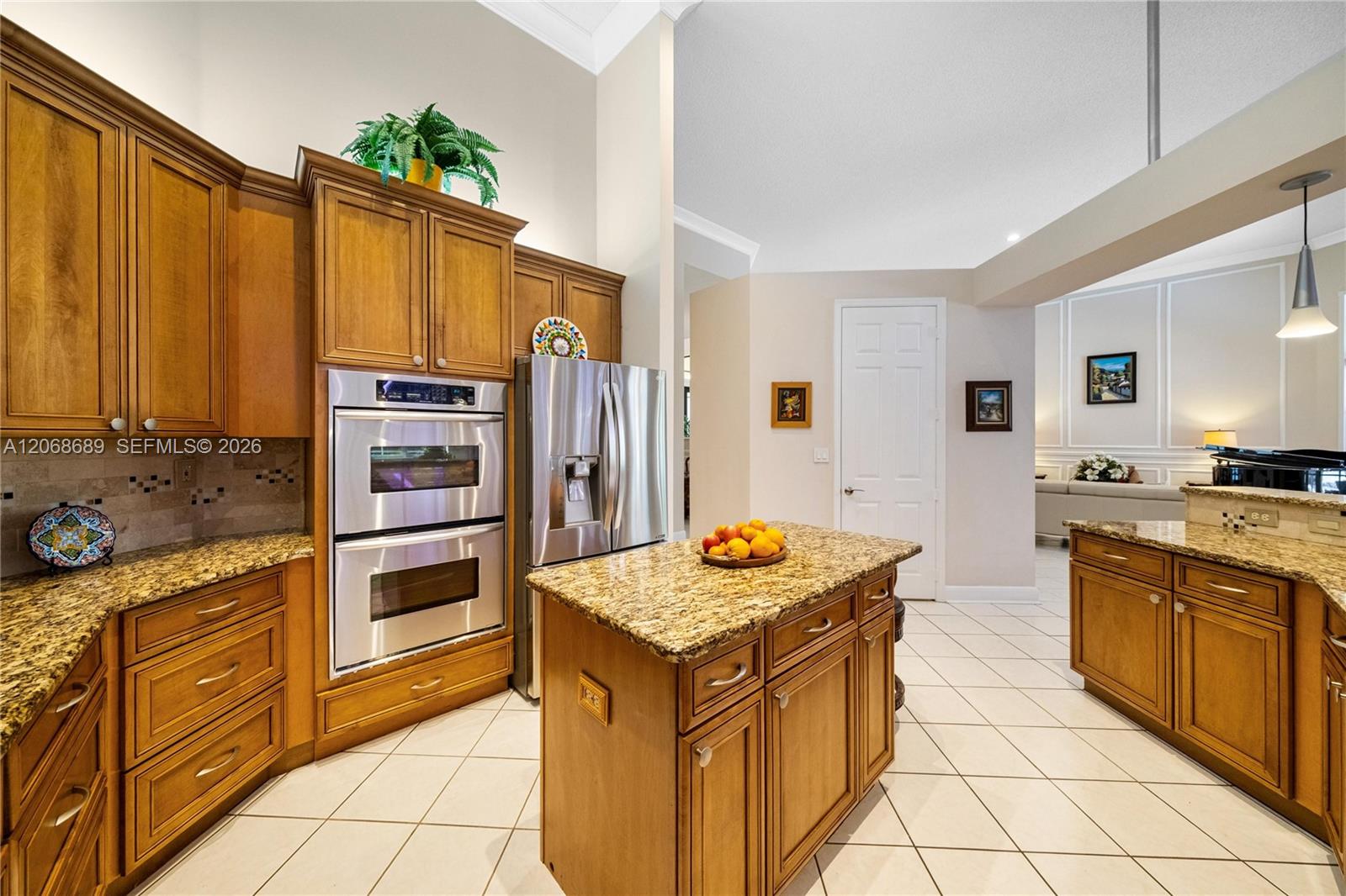 10660 SW 44th Ct
