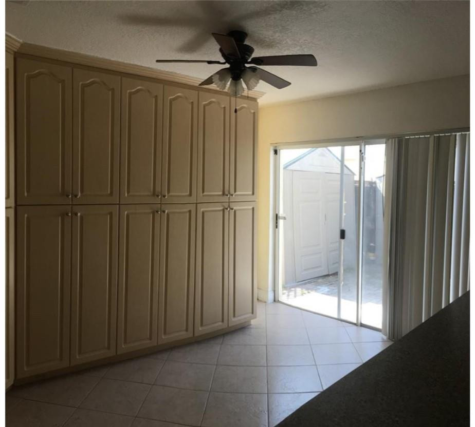 4350 SW 72nd Ter