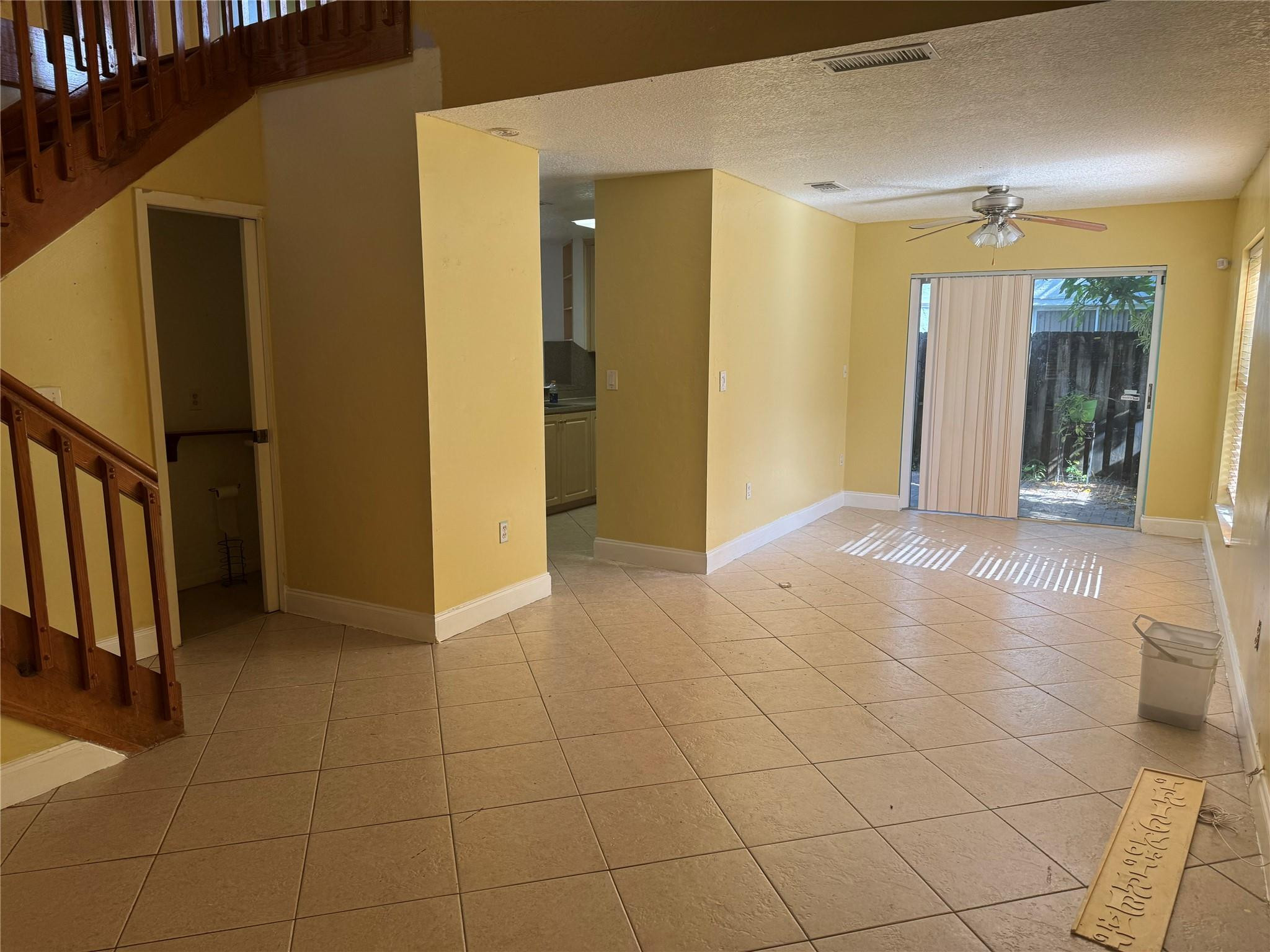 4350 SW 72nd Ter