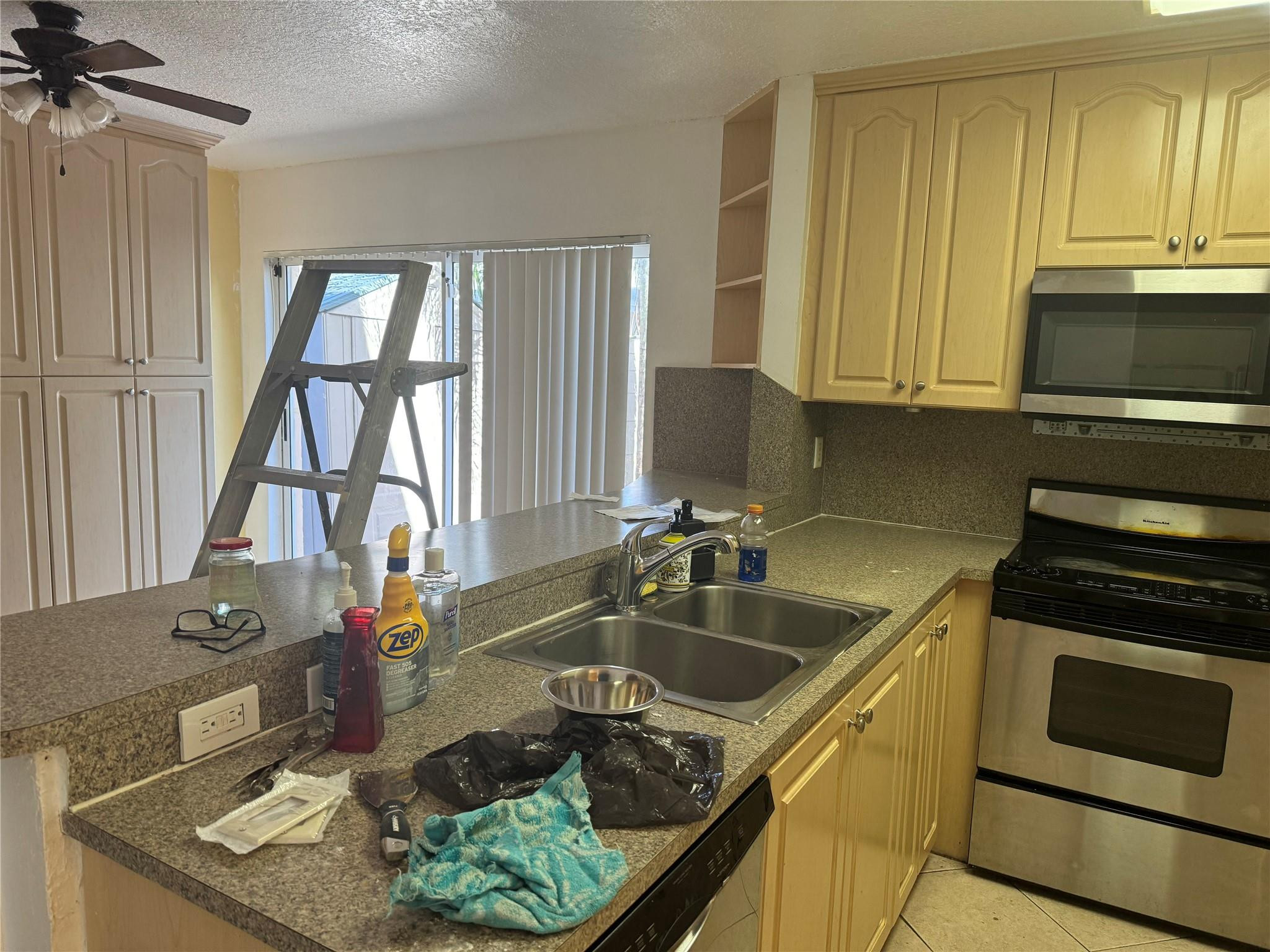 4350 SW 72nd Ter