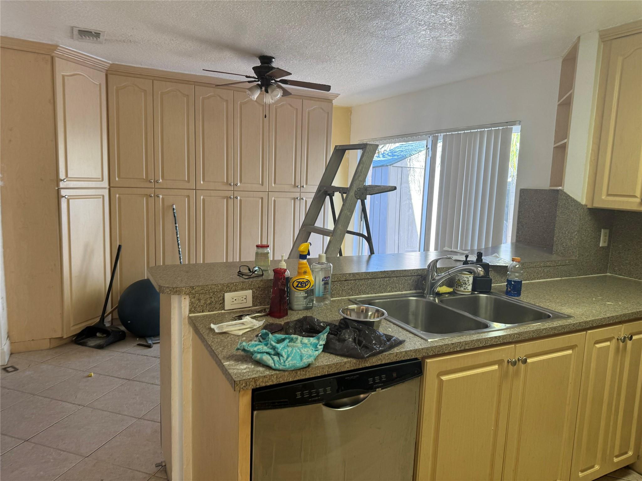 4350 SW 72nd Ter
