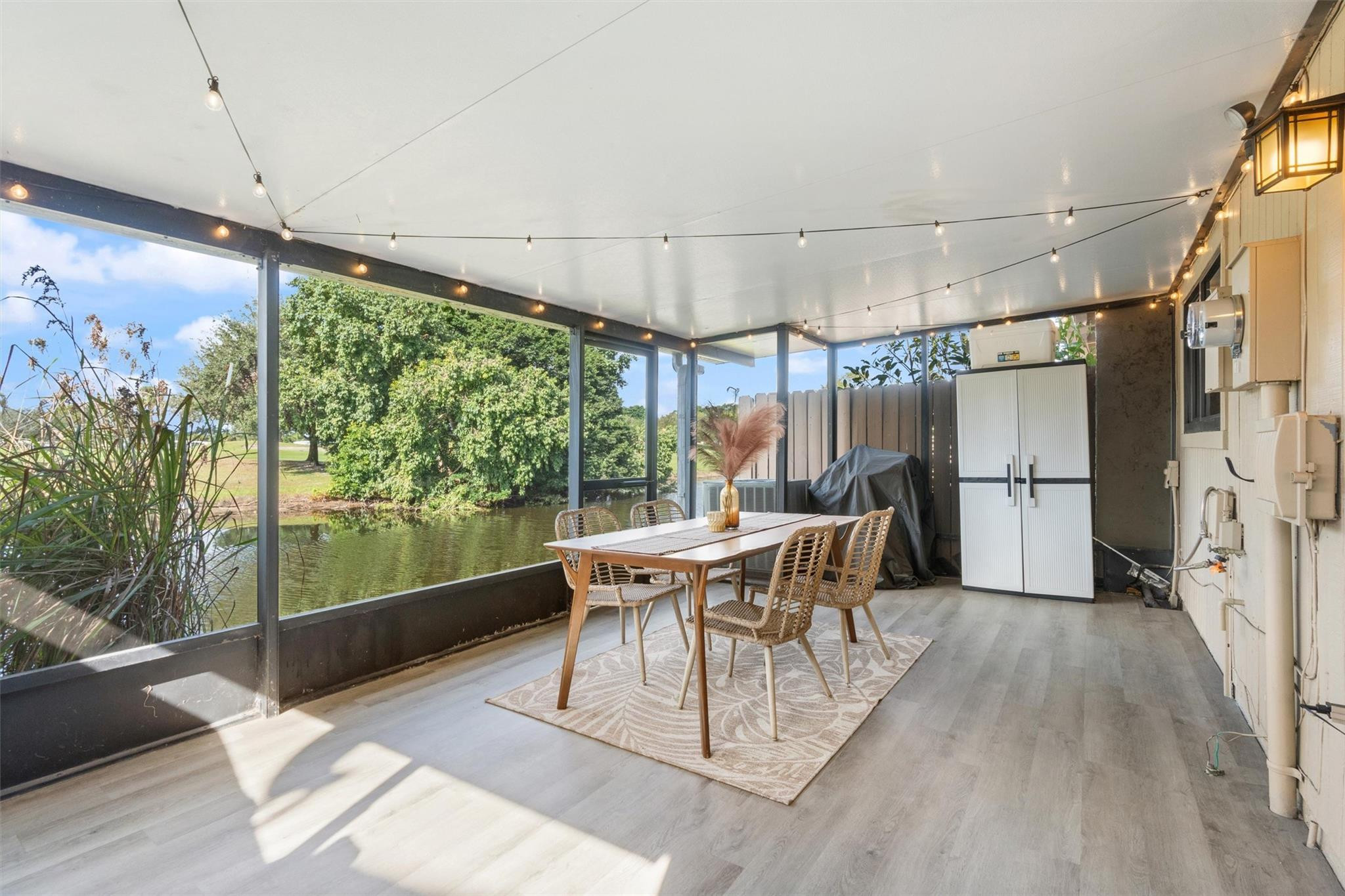 2075 SW 82nd Ave 2075