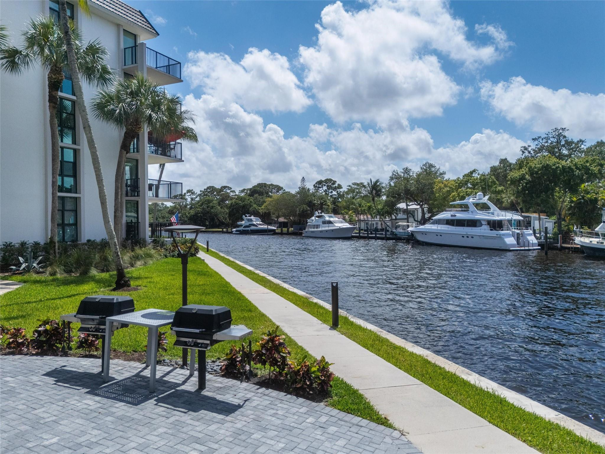 1201 River Reach Dr 505