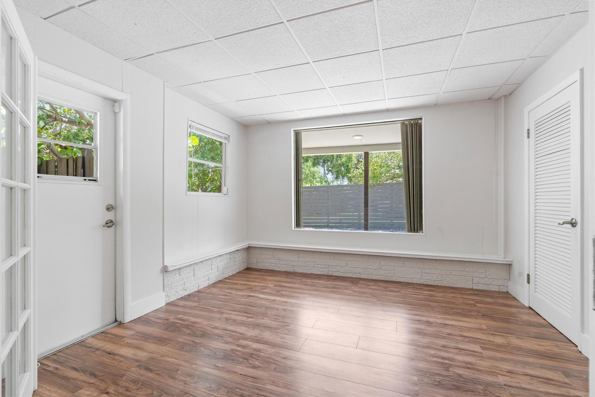4460 NE 13th Ter