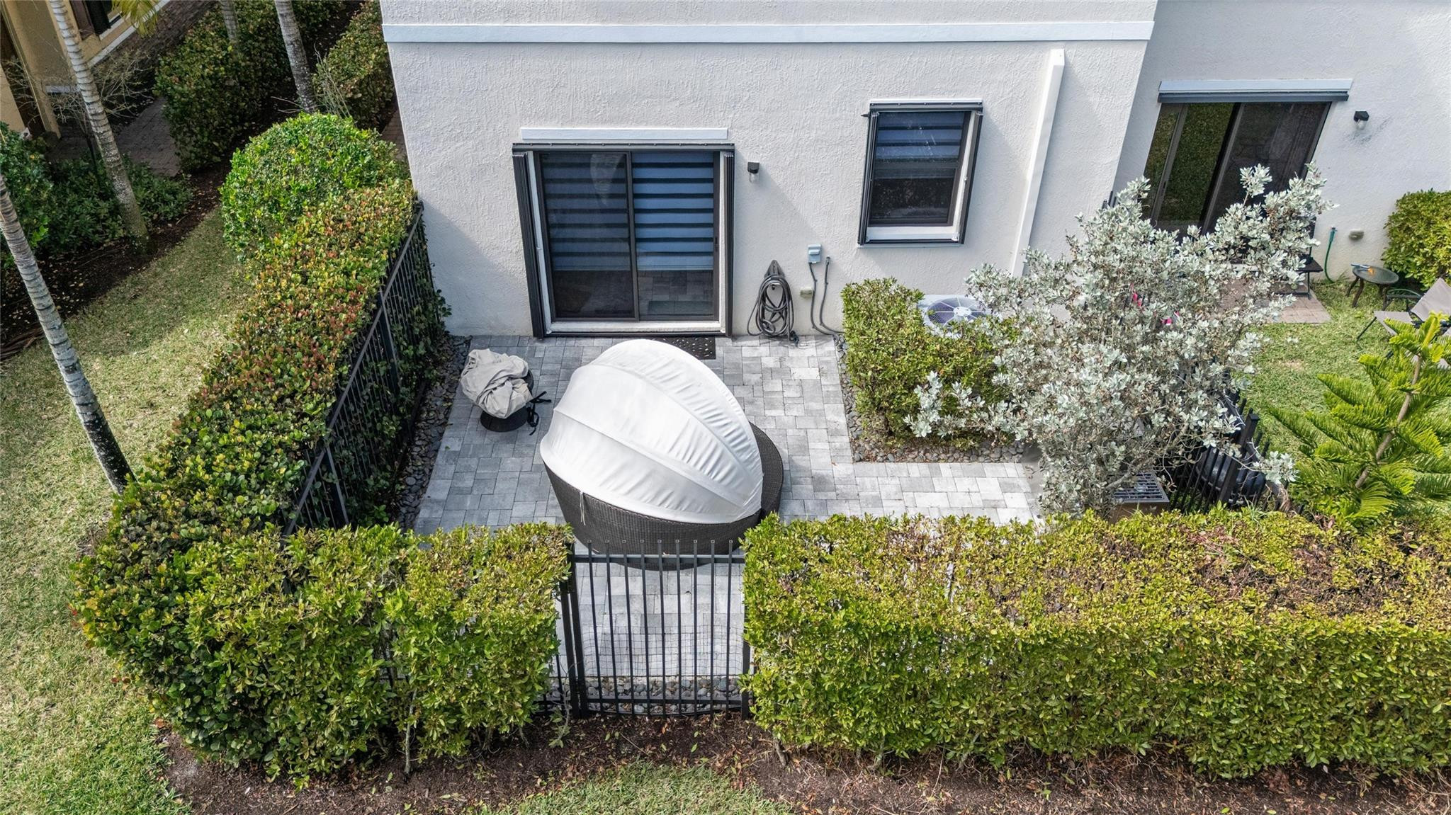 4690 Santa Cruz Way 000