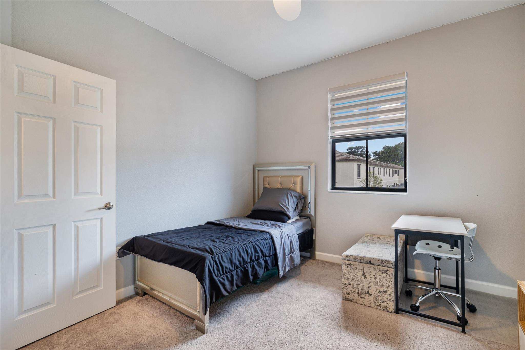 4690 Santa Cruz Way 000