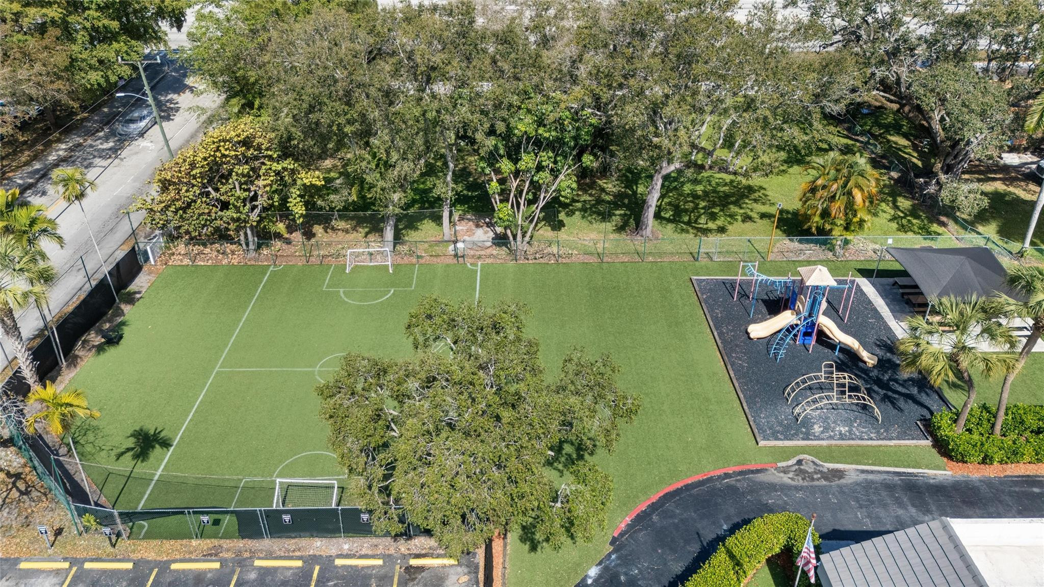 4690 Santa Cruz Way 000