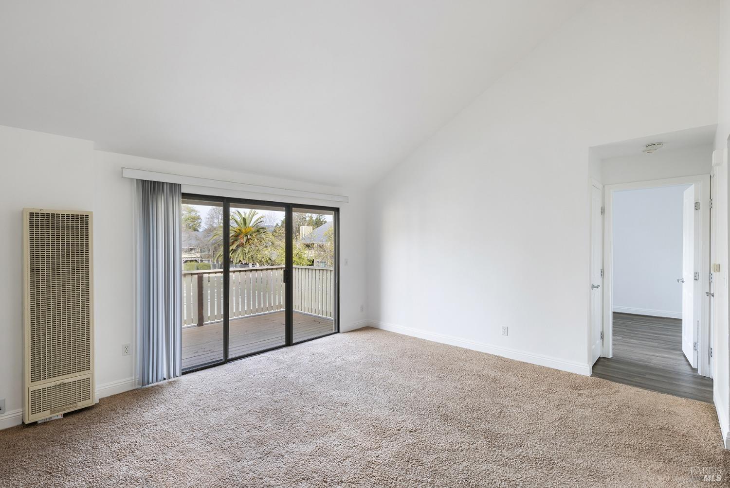 251 Enterprise Drive