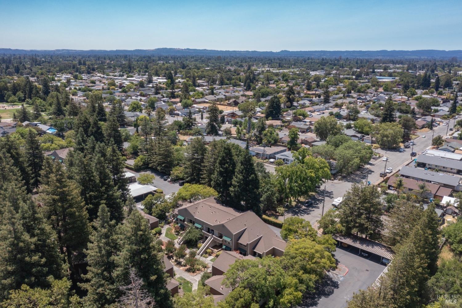 901 Russell Ave #127