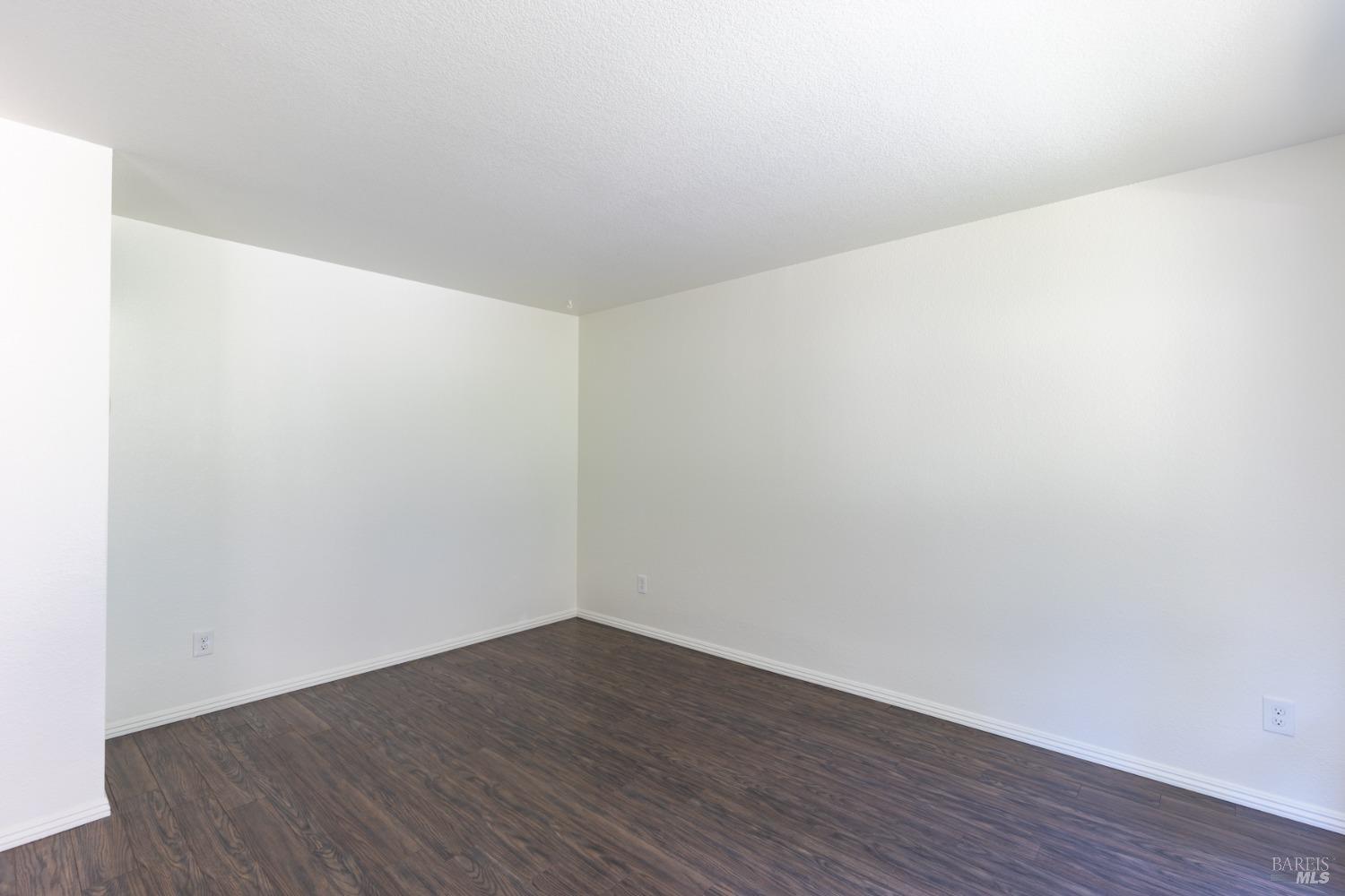 901 Russell Ave #127