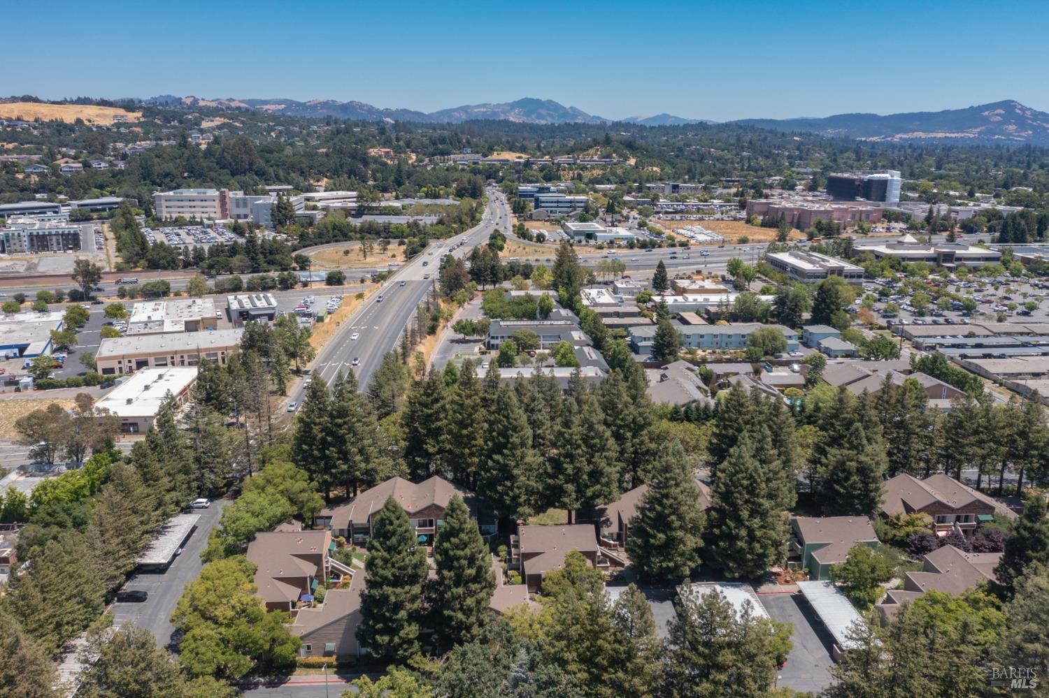 901 Russell Ave #127