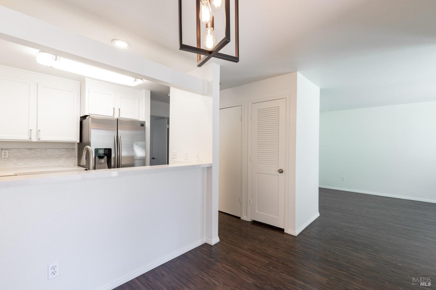 901 Russell Ave #127