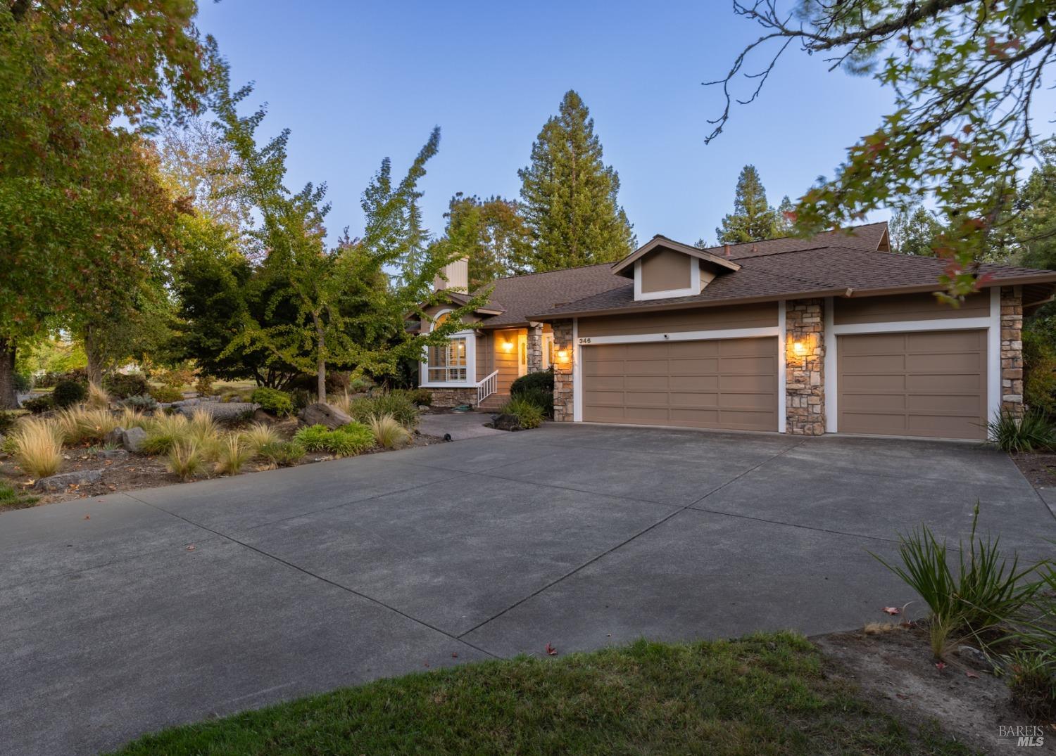 346 Spring Beauty Ct