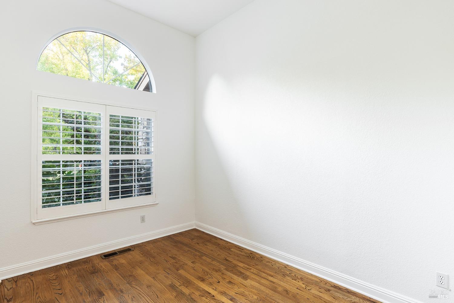 346 Spring Beauty Ct