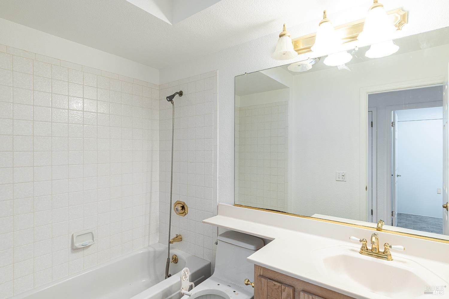 346 Spring Beauty Ct