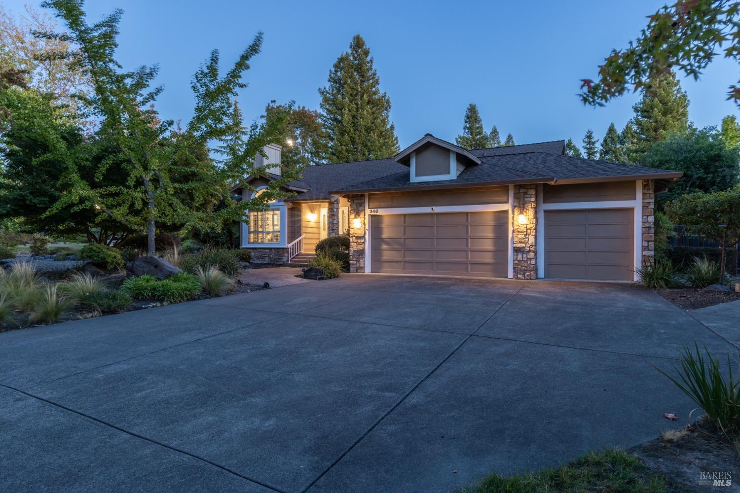 346 Spring Beauty Ct