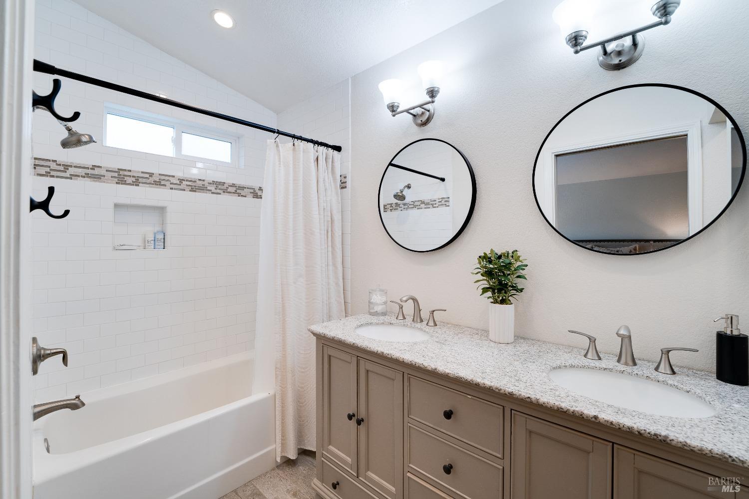 248 Buena Tierra Way