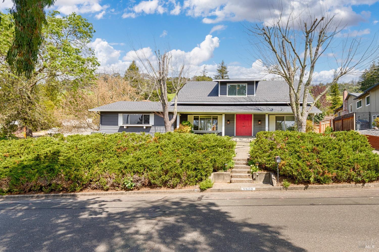 5609 Yerba Buena Rd
