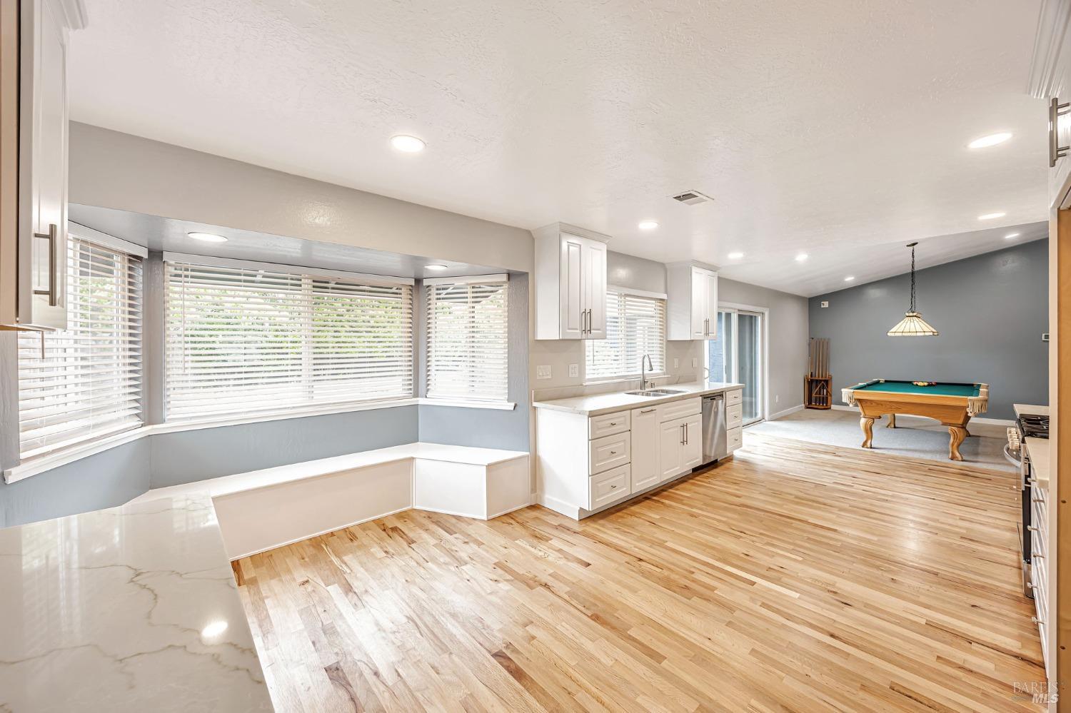 1543 Cunningham Way