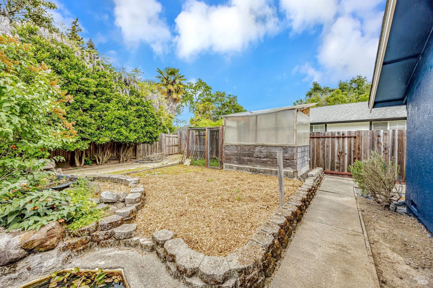 1543 Cunningham Way