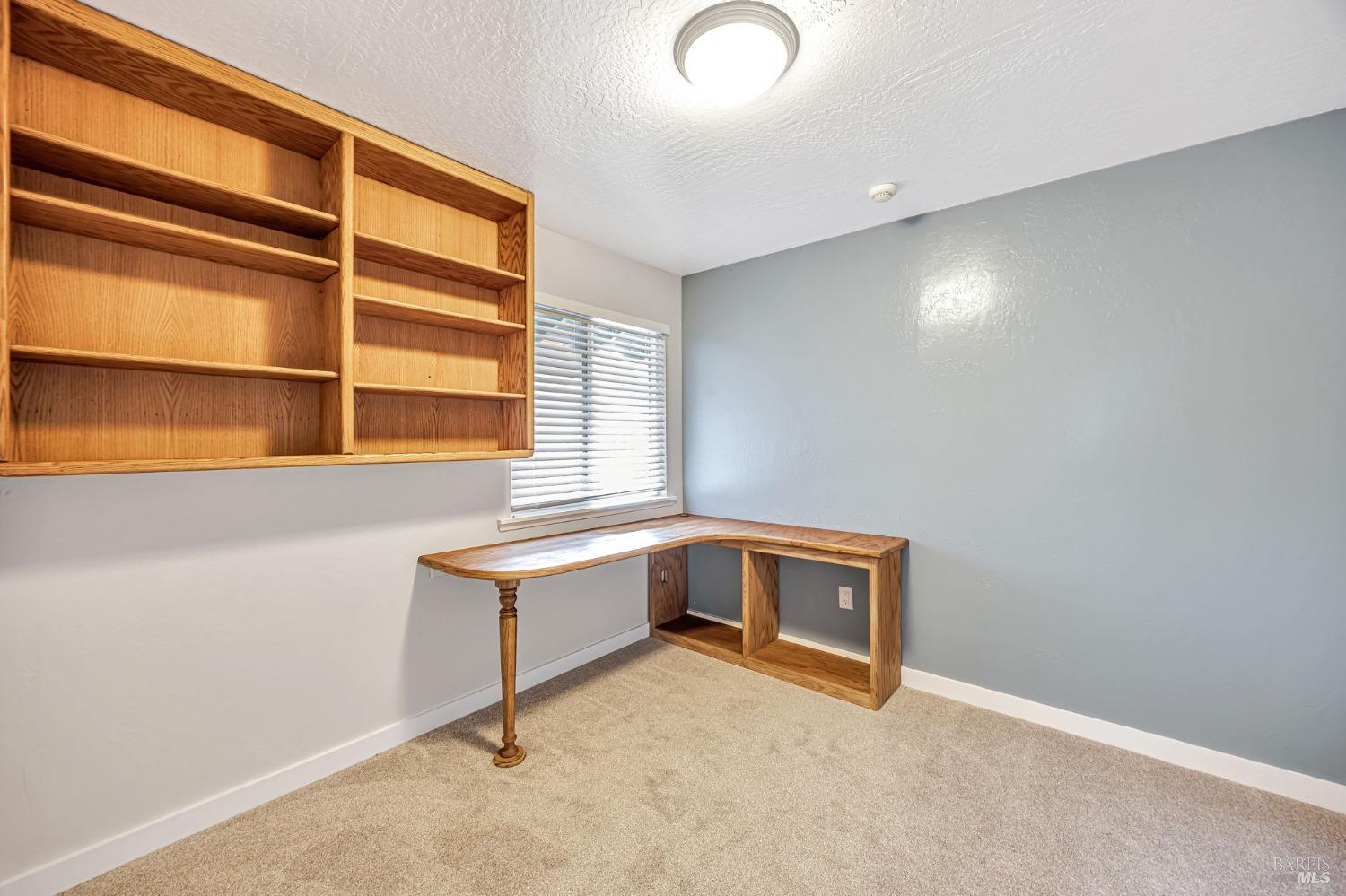 1543 Cunningham Way