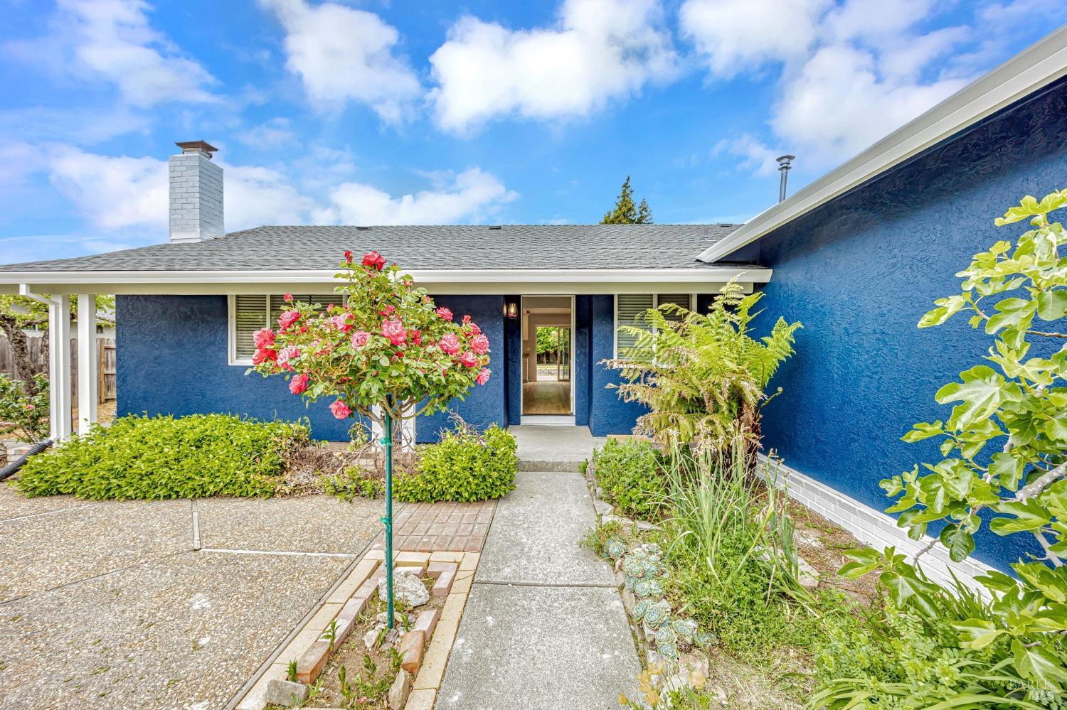 1543 Cunningham Way