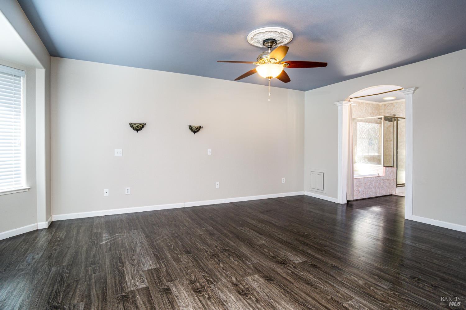 16544 Hacienda Ct