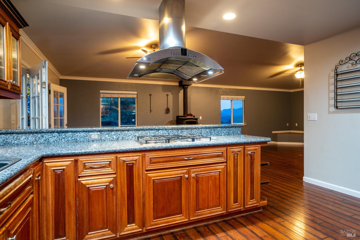 16544 Hacienda Ct