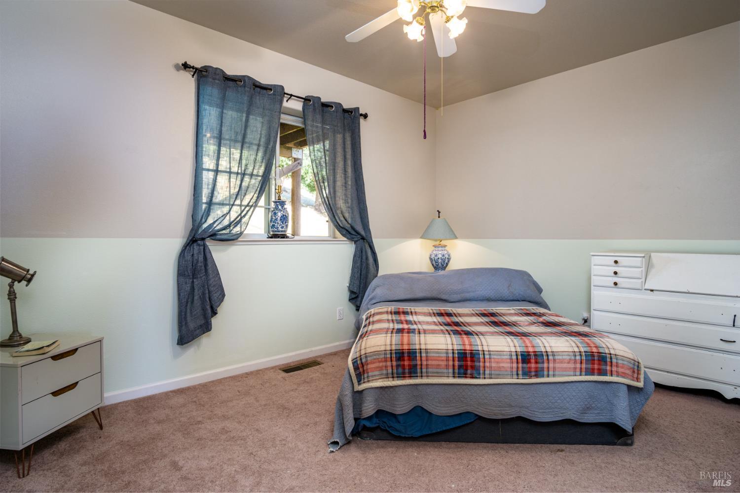16544 Hacienda Ct