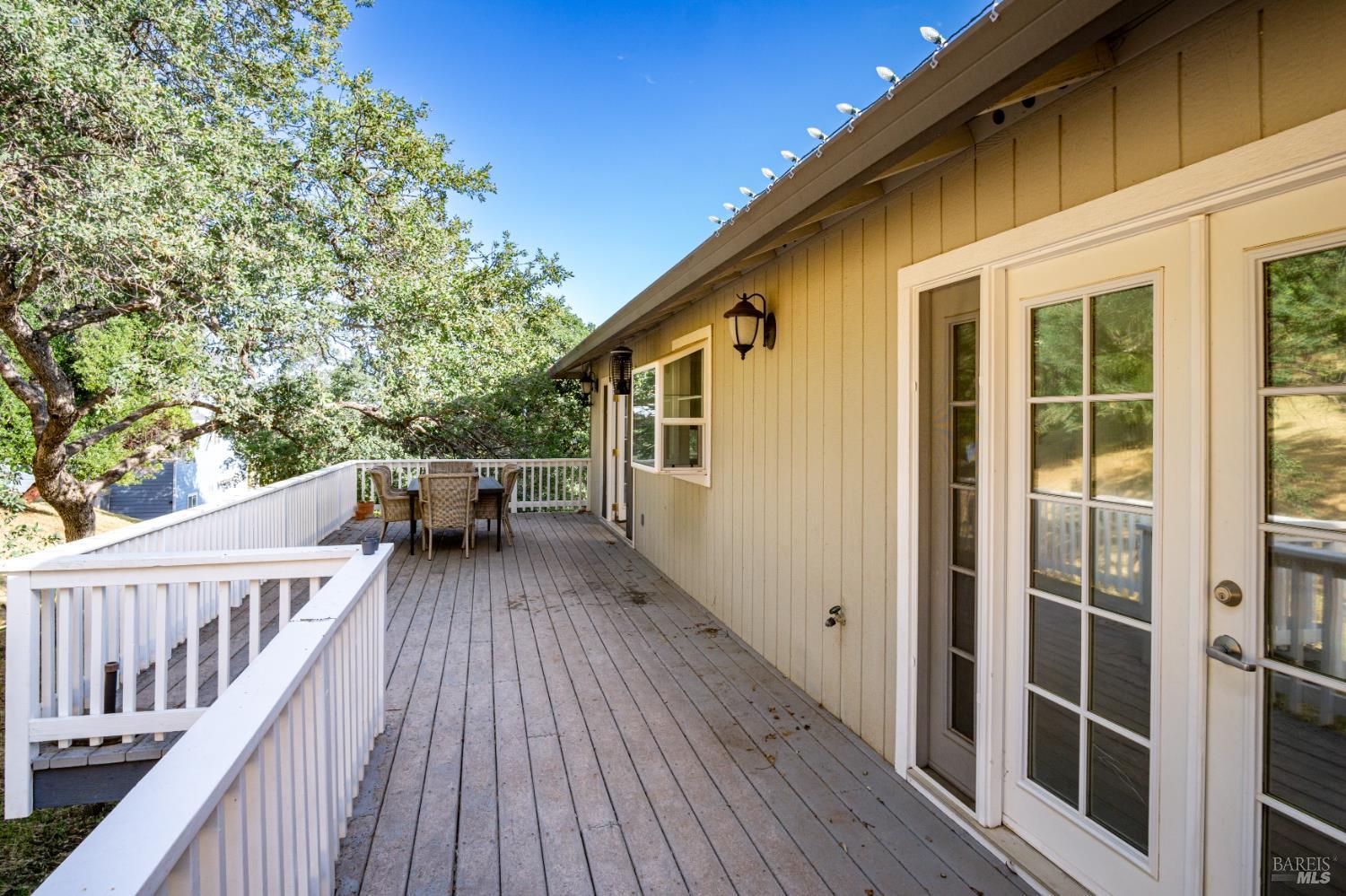 16544 Hacienda Ct