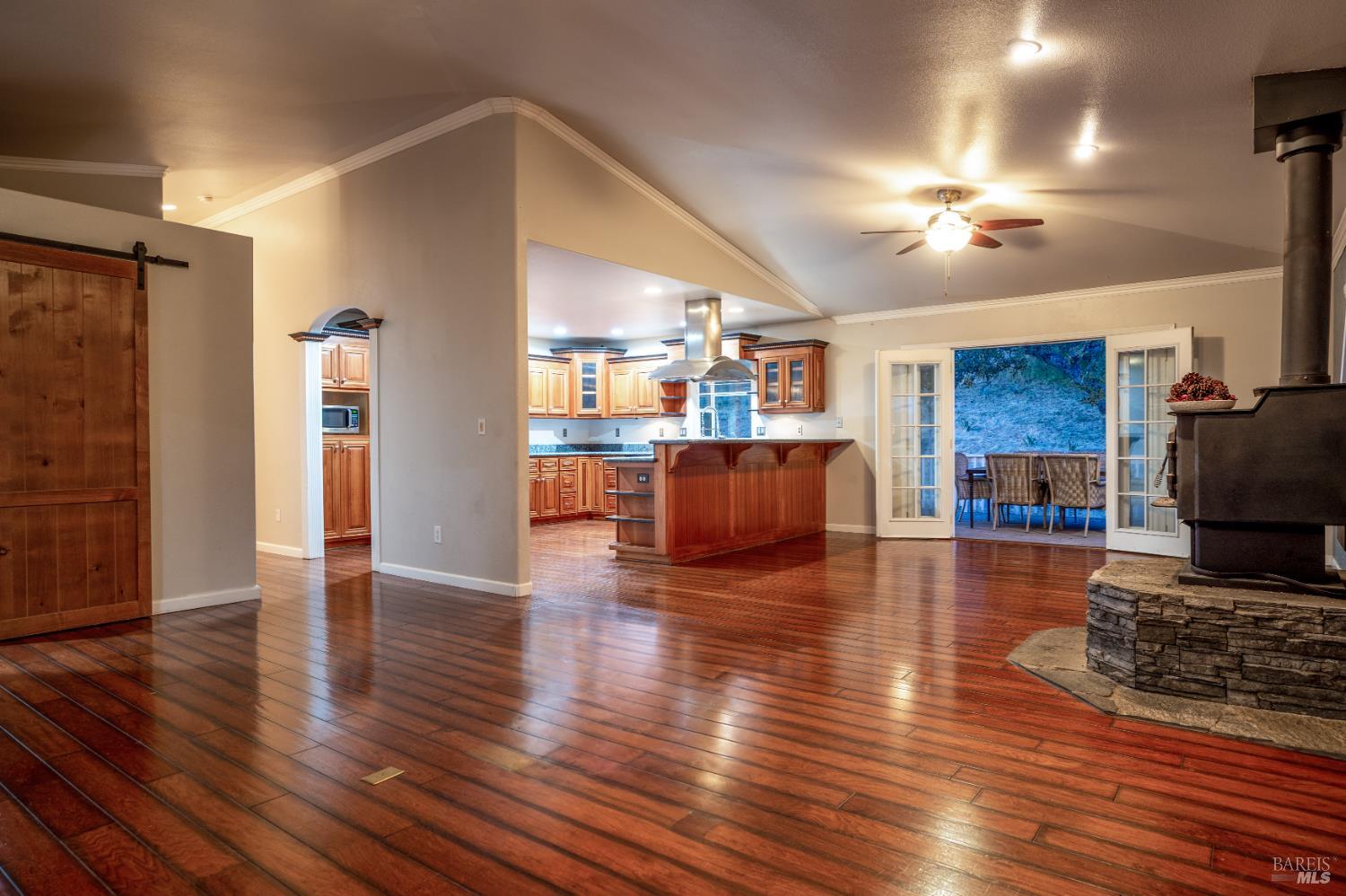 16544 Hacienda Ct