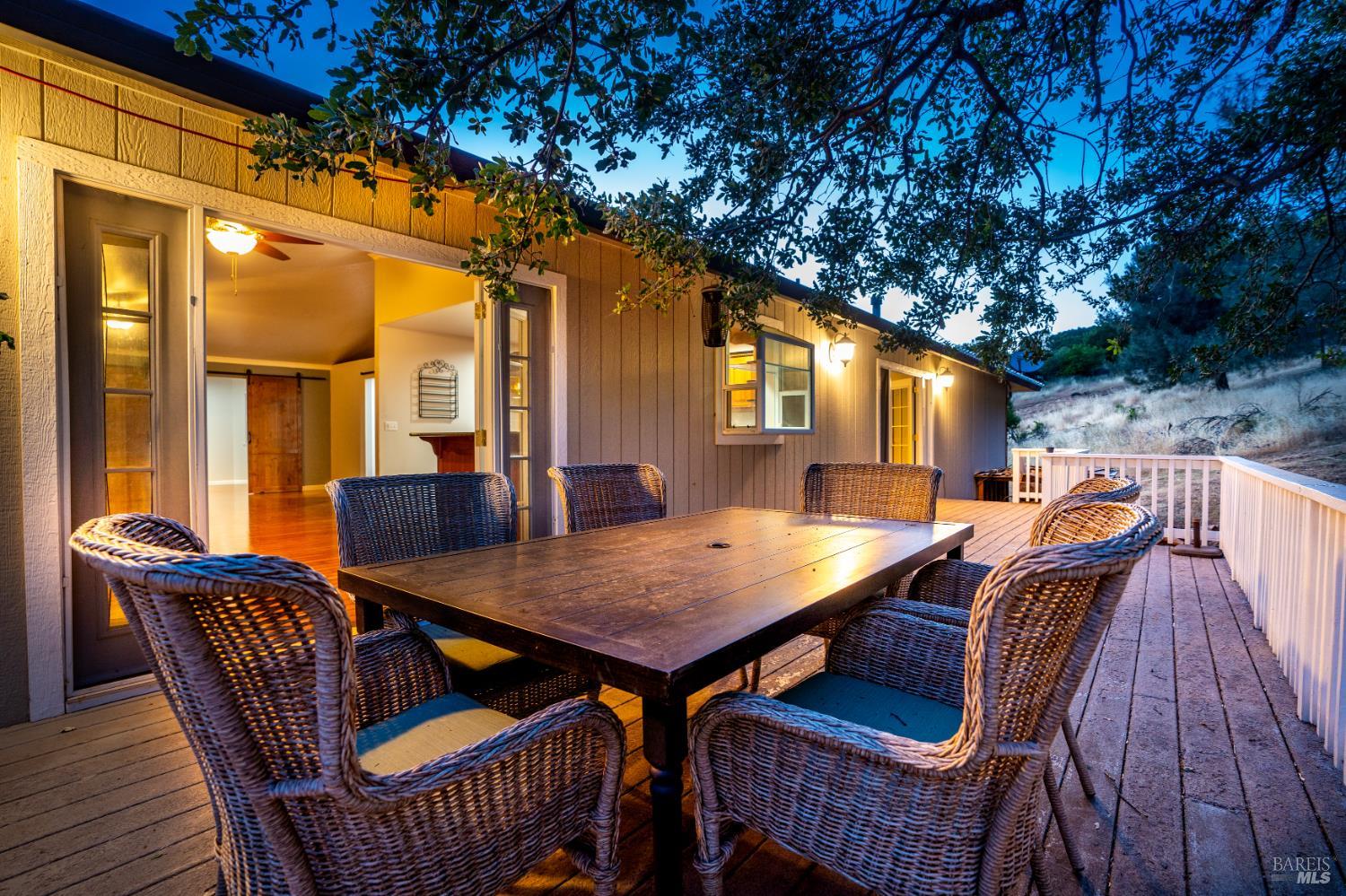 16544 Hacienda Ct