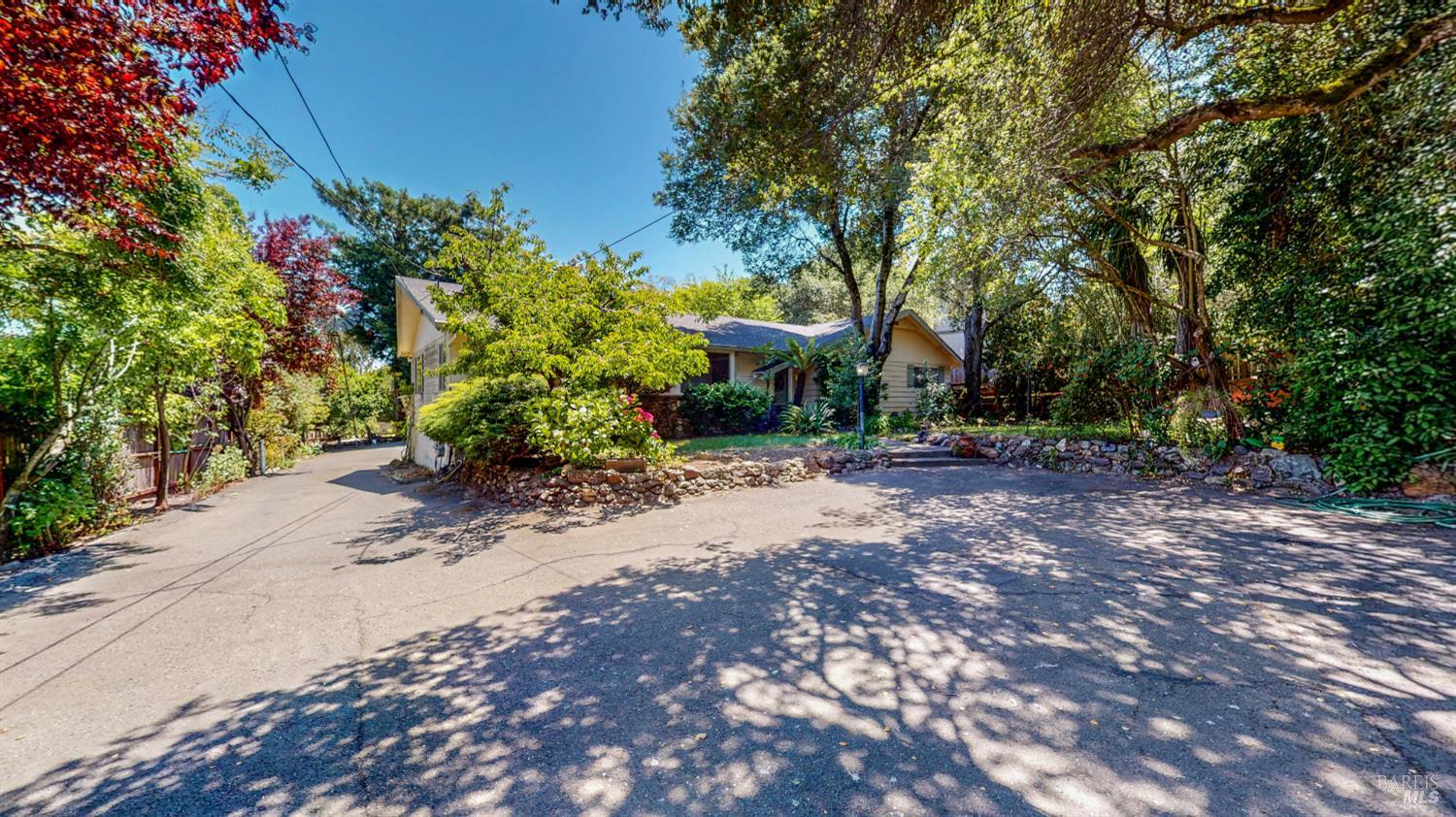 201 Gossage Ave