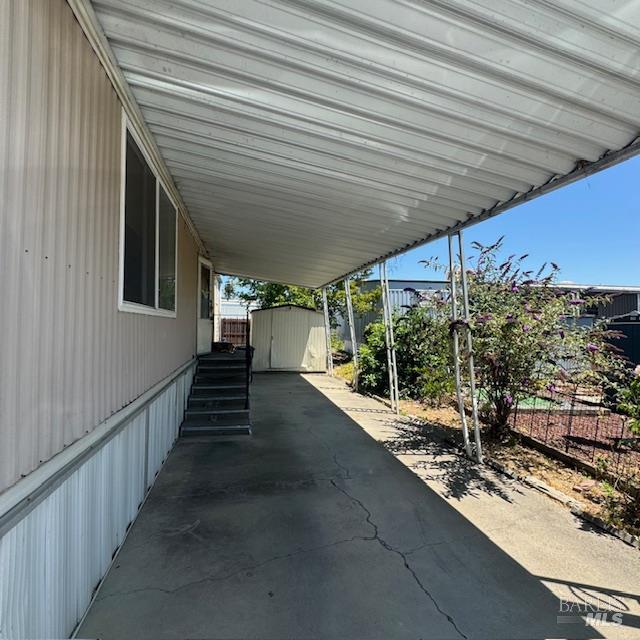 480 Colonial Park Dr