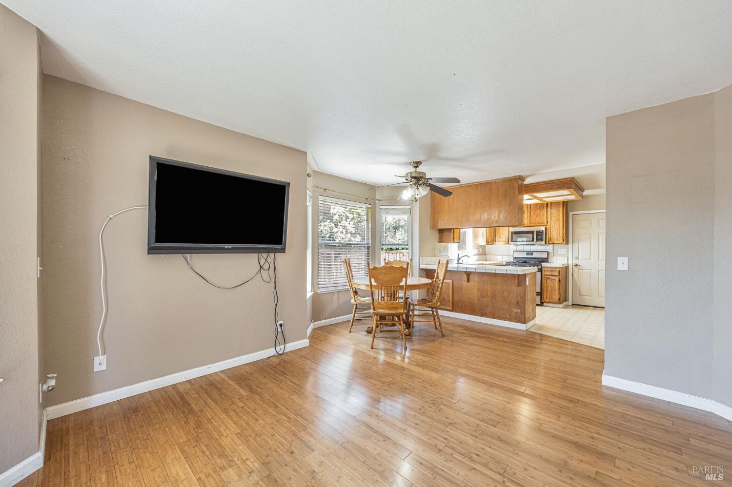 2132 Rachel Dr