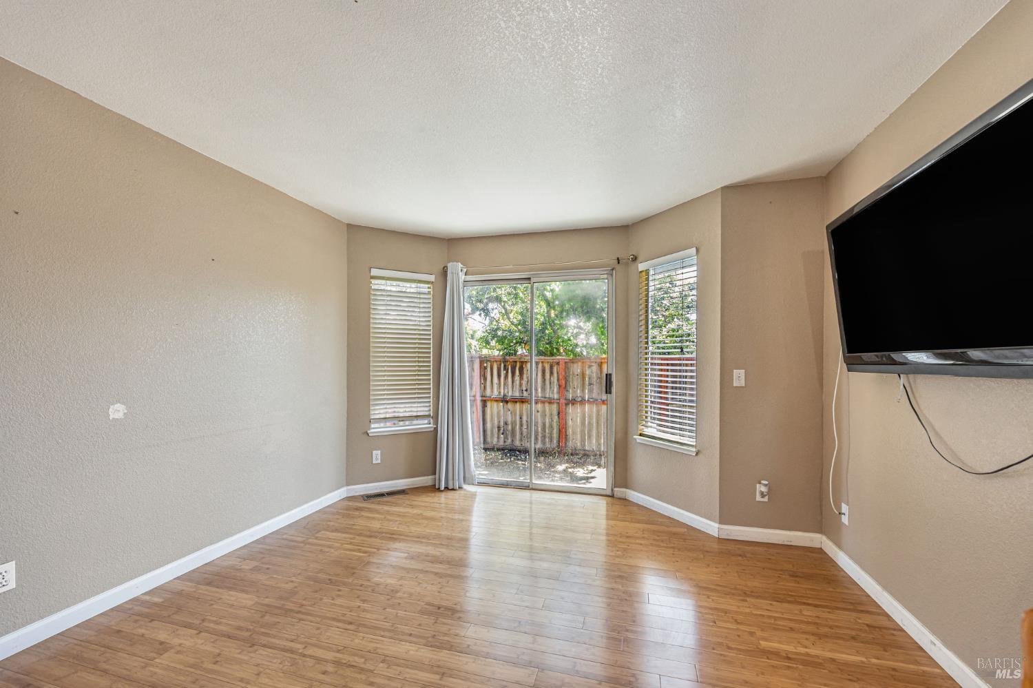 2132 Rachel Dr