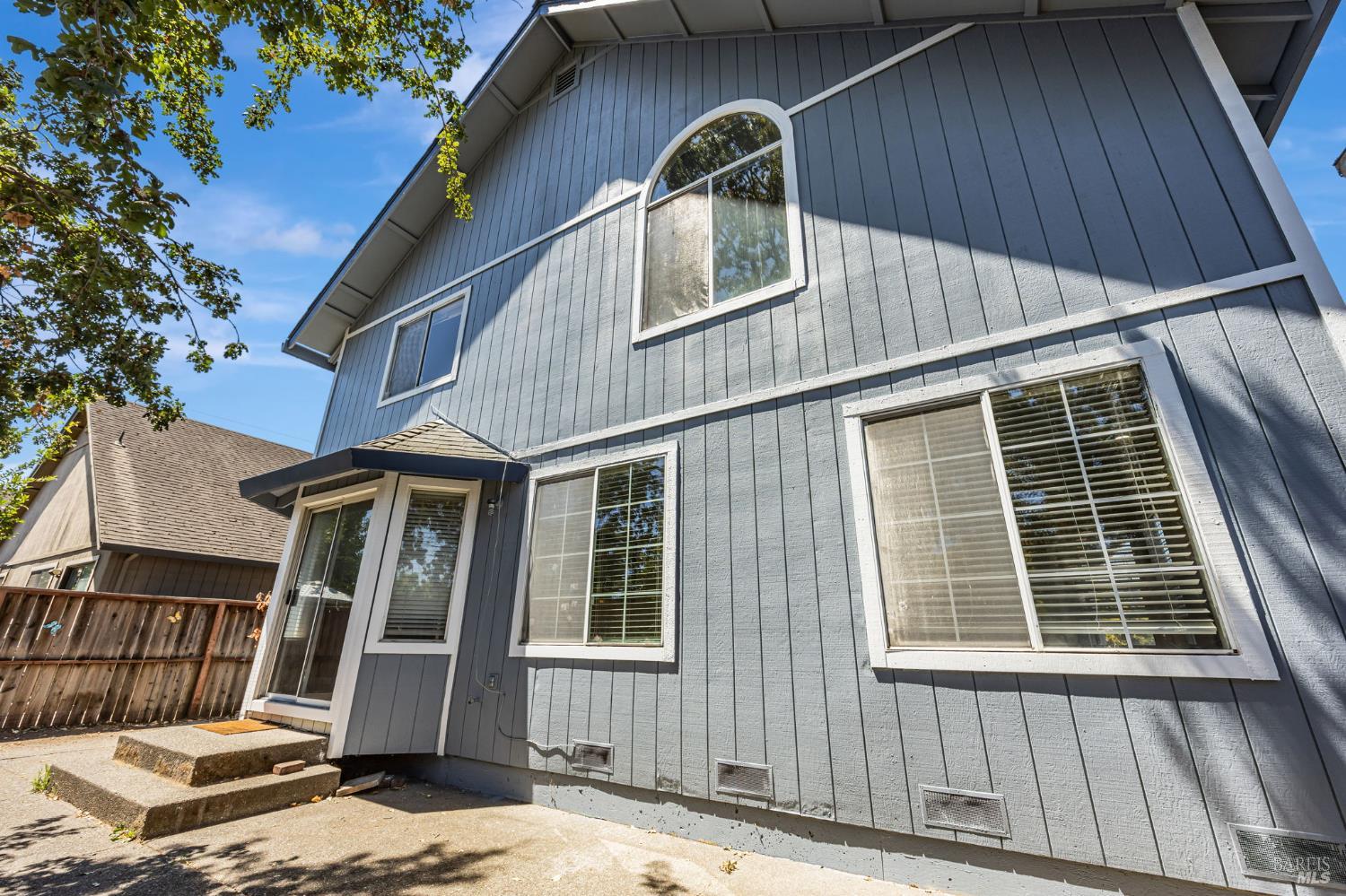 2132 Rachel Dr