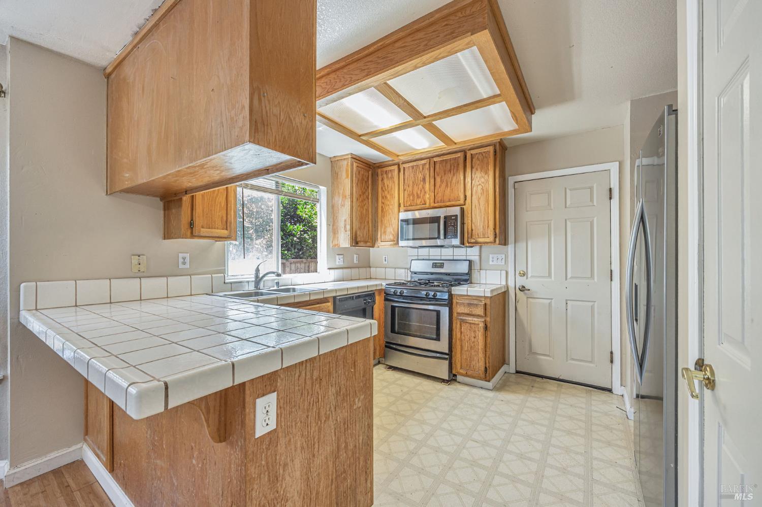 2132 Rachel Dr