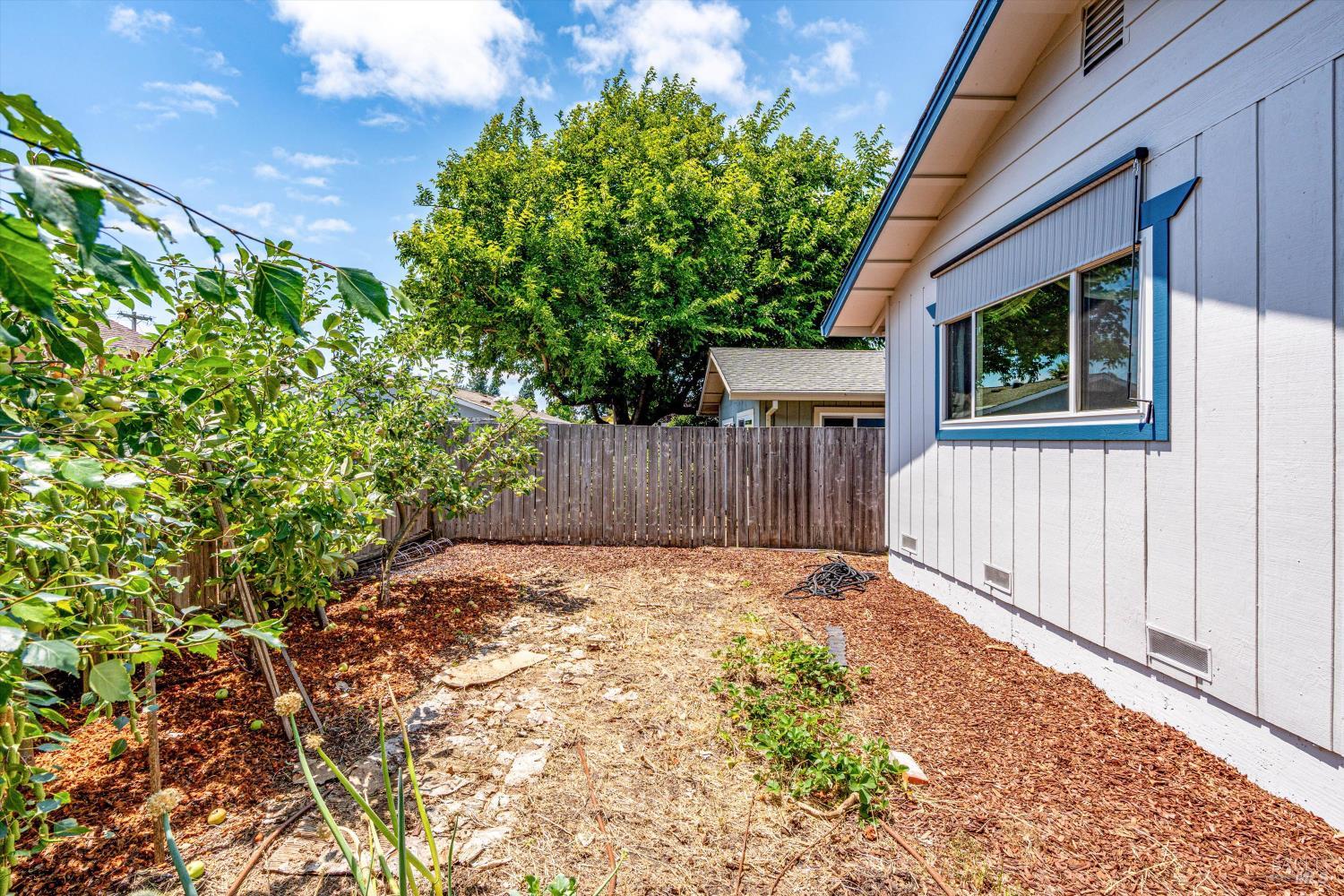 1108 Butte Dr