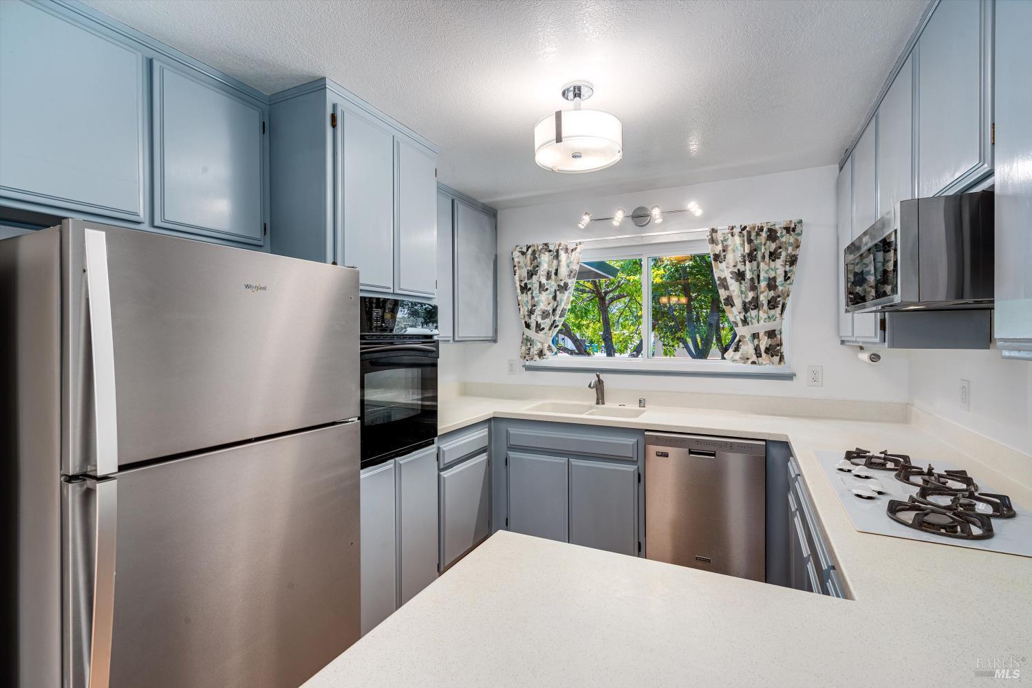 1108 Butte Dr