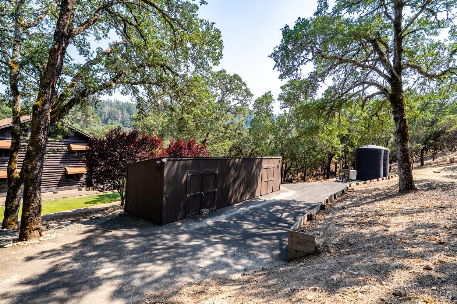 700 Petrified Forest Rd