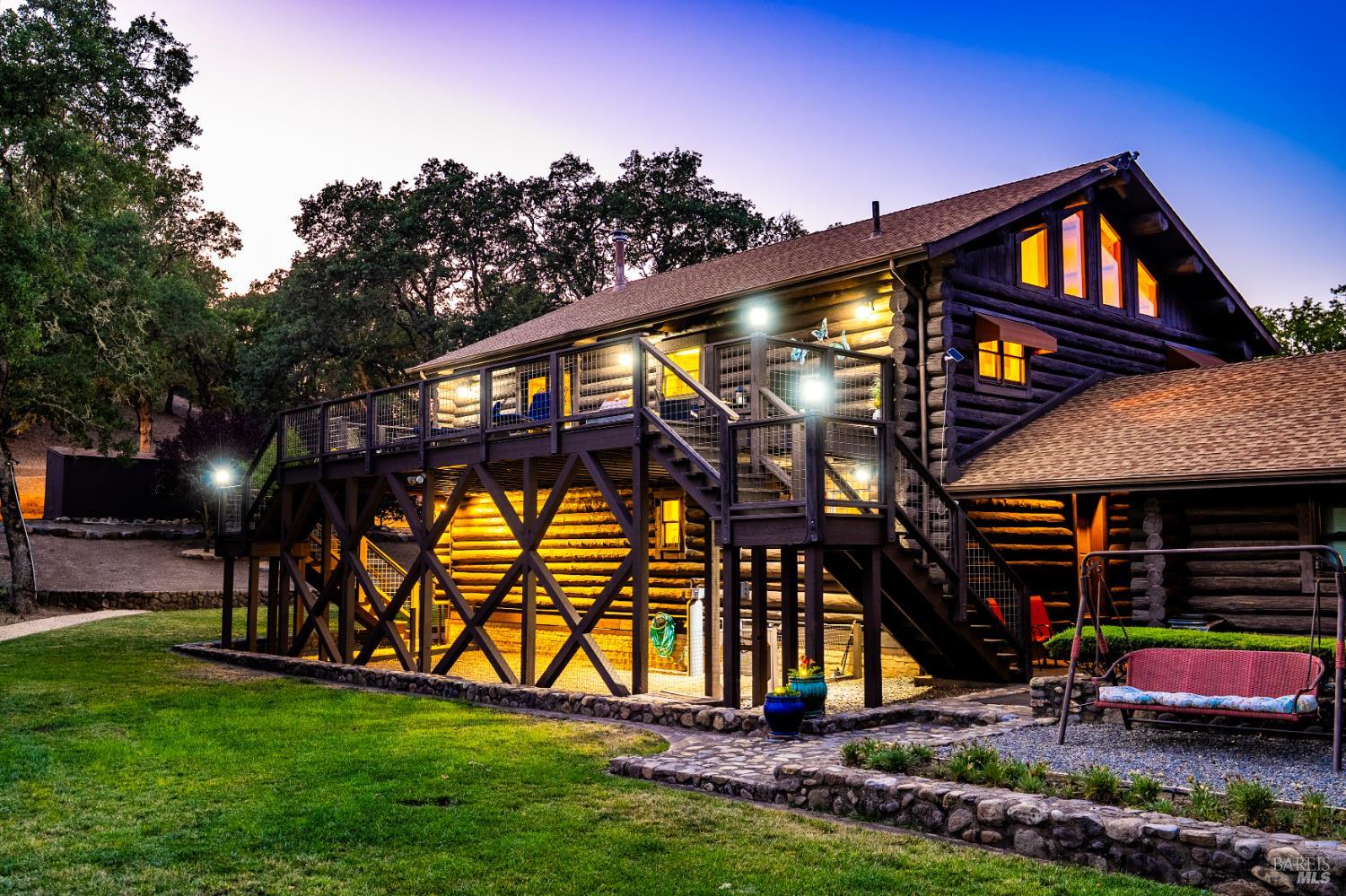 700 Petrified Forest Rd