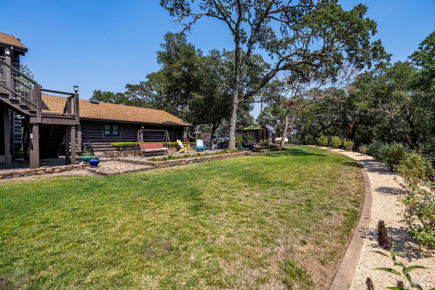 700 Petrified Forest Rd