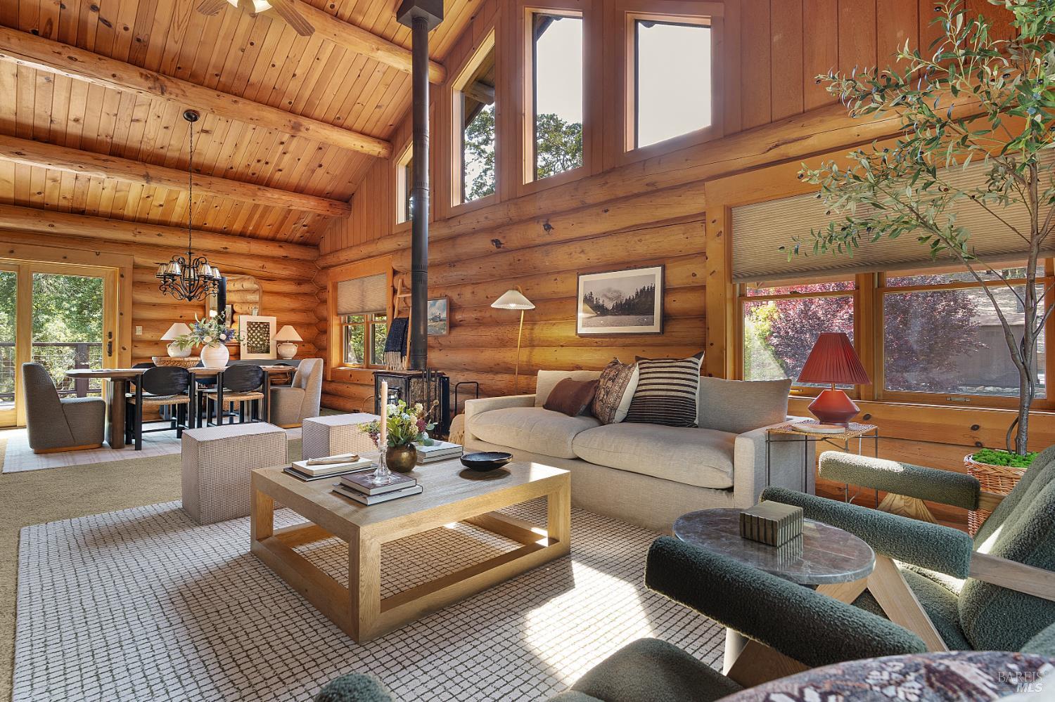 700 Petrified Forest Rd