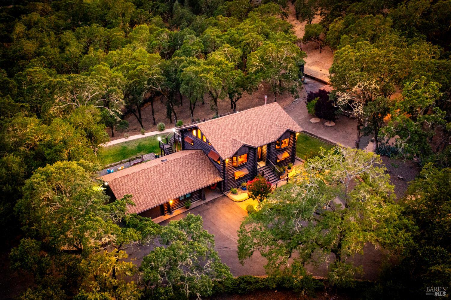 700 Petrified Forest Rd